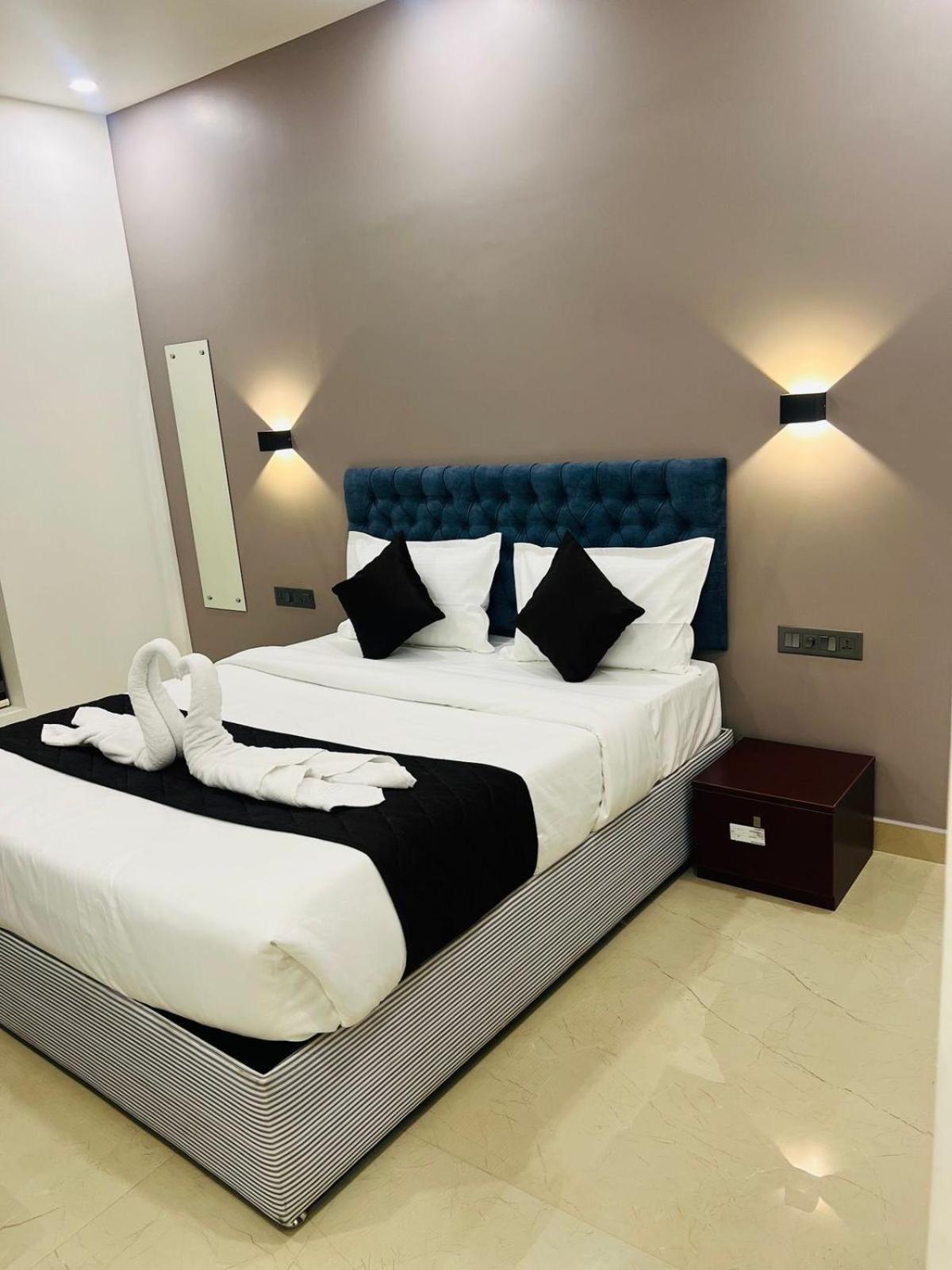 The Lotaz Hotel Kochi Exterior foto
